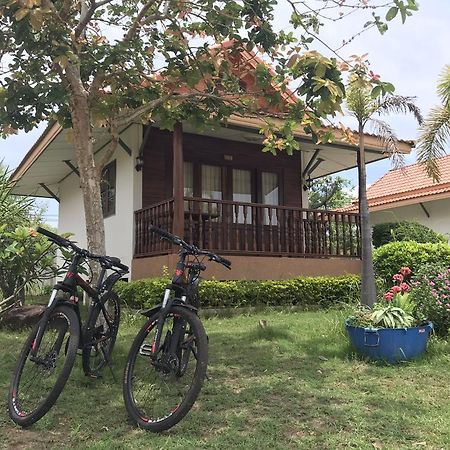 Plaifah Resort Ubon Song Khon Екстериор снимка