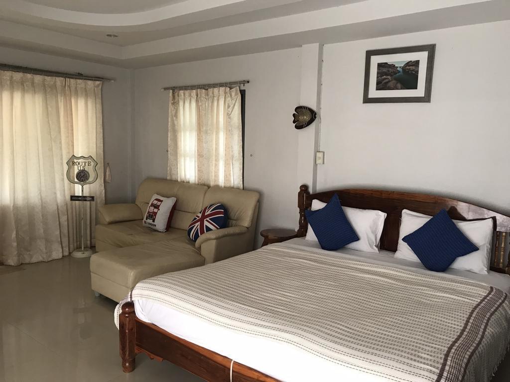 Plaifah Resort Ubon Song Khon Екстериор снимка